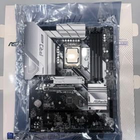 ASRock Z790 PRORSマザーボードCORE i7 13700 CPU