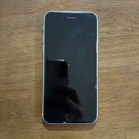 Apple iPhone SE (第2世代) ホワイト SIMなし