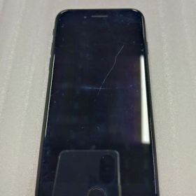 4-378 iPhoneSE ブラック 本体 64GB SIMロックなし