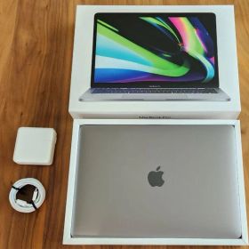 MacBook Pro 13インチ M2 2022 箱無し！