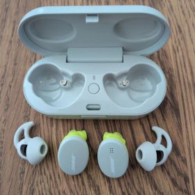 【消毒済】Bose Sport Earbuds ボーズ ワイヤレスイヤホン