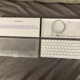 Apple Magic Keyboard 英語配列 ホワイト
