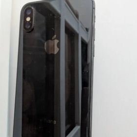 Apple iPhone X ブラック