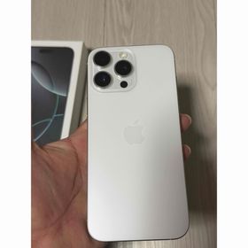 アイフォーン(iPhone)のiPhone 16 Pro Max 1TB ホワイトチタニウム SIMフリー(スマートフォン本体)