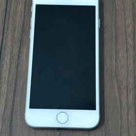 Apple iPhone 8 64GB ホワイト