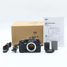 【ショット数7,195】OM SYSTEM OM-5 ボディ ブラック 小型軽量 防塵防滴 5軸手ブレ補正 旅行/登山撮影向け【中古】