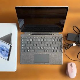 Surface Pro9 i5 / 16G / 256G
