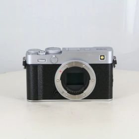 【中古】 (フジフイルム) FUJIFILM X-E5 ボディ シルバー【中古カメラ デジタル一眼】 ランク：AB