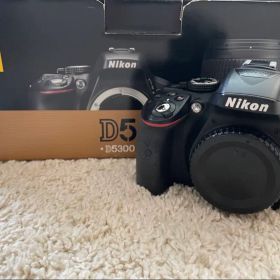 Nikon D5300 一眼レフカメラ 本体 付属品付き
