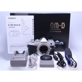 オリンパス(OLYMPUS)の【9,024回 極美品】OM-D E-M5 Mark III ボディ シルバー(ミラーレス一眼)