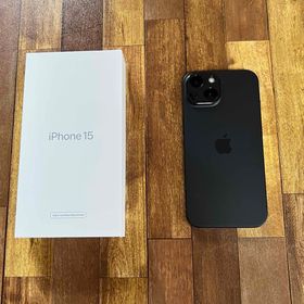 アイフォーン(iPhone)のiPhone15 SIMフリー 128G ブラック(スマートフォン本体)