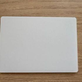 アップル マジックトラックパッド 第2世代