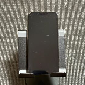 Apple iPhone 13 Pro 画面にひびあり