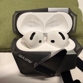Apple AirPods4ノイズキャンセリング付