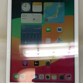 ◆Apple iPad 第6世代 MR6P2J/A 32GB docomo 利用制限〇 中古◆19900★