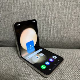 サムスン Galaxy Z Flip5 新品¥40,000 中古¥33,300 | 新品・中古の