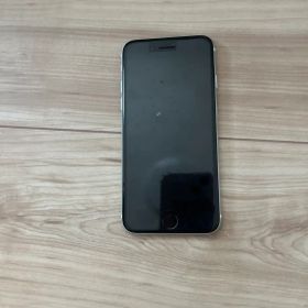 Apple iPhone SE 第2世代 ホワイト 本体