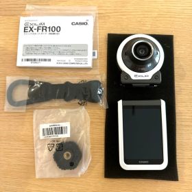 CASIO EX-FR100 デジカメ