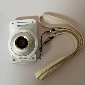 CASIO (カシオ) コンパクトデジタルカメラ EX-FR100