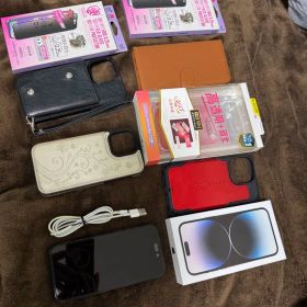 iPhone14 promax 256gb とケースいろいろ