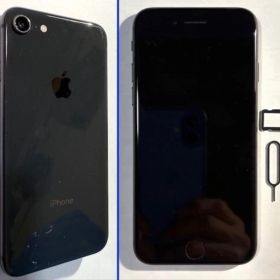 iPhone 8 64GB スペースグレイ