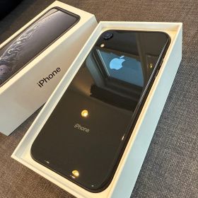 iPhone XR White 64 GB Softbank