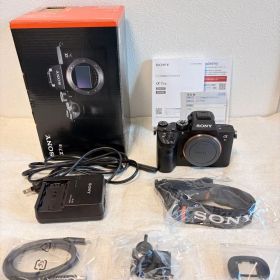 【極美品】Sony α7R III ミラーレス一眼