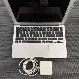Apple MacBook Air 本体11-inch シルバー純正充電器あり