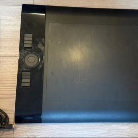 Wacom インティオス4 large intuos4 ペンタブ 板タブ ワコム