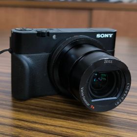 SONY Cyber Shot RX100V（RX100M5）動作良好／難あり
