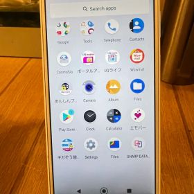 AQUOS SHV43-u ホワイトAUSIMフリー