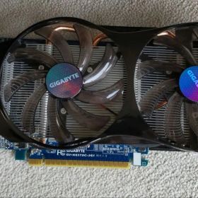 Gigabyte GeForce GTX 650 Ti 2GBグラボ 美品