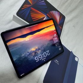 Apple iPad Pro 12.9インチ (第5世代) スペースグレー