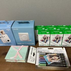 FUJIFILM instax mini 12 本体 +フィルム7箱 おまけ付き