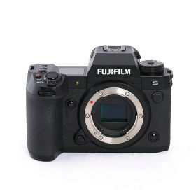 【中古】 (フジフイルム) FUJIFILM X-H2S ボディ (複数言語モデル)【中古カメラ デジタル一眼】 ランク：AB