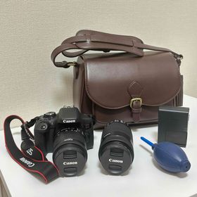 キヤノン(Canon)のCanon EOS KISS X8i Wズームキット(デジタル一眼)