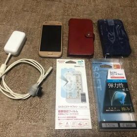 日本製 らくらくスマートフォン らくらくホン me F-01L 携帯電話