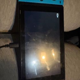 Nintendo Switch 本体 青と赤