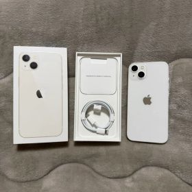 Apple iPhone 13 スターライト 256ギガバイト 電池容量