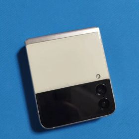 【通電確認済】Galaxy Z Flip3 5G ジャンク 液晶割れ 部品取り用