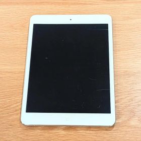 iPad mini 第1世代 32GB MD532J/A A1432