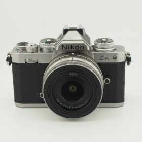 【中古】(ニコン) Nikon Z FC 16-50 VR レンズキツト シルバー