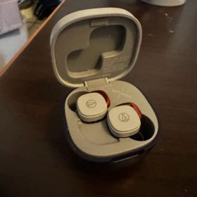audio-technica ワイヤレスイヤホン ATH-SQ1TW