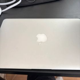 MacBook Air 11インチ 動作品 充電器付