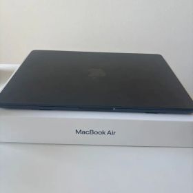 MacBook Air 2022 M2 8GB 256GB 13インチ