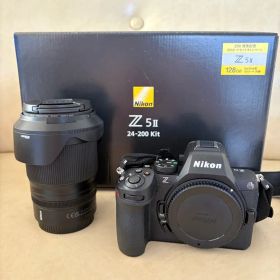 Nikon ミラーレスカメラ Z 5 ll 24-200キット