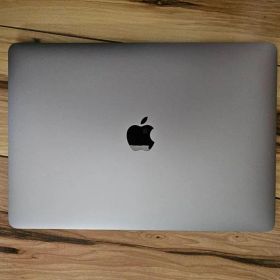 MacBook Air (M1, 2020) ジャンク品（外付モニターで利用可）