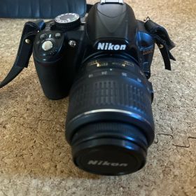 Nikon ニコン D3100 デジタル一眼レフ カメラ