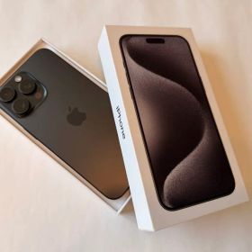 Apple iPhone 15 Pro Max 256GB スペースブラック