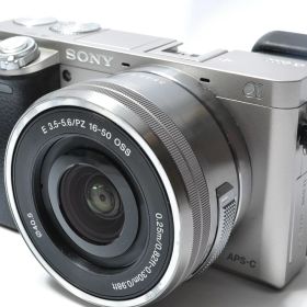 【中古】【1ヶ月保証】 ソニー SONY α6000 パワーズームレンズキット シルバー ILCE-6000L S SDカード付き ミラーレス一眼